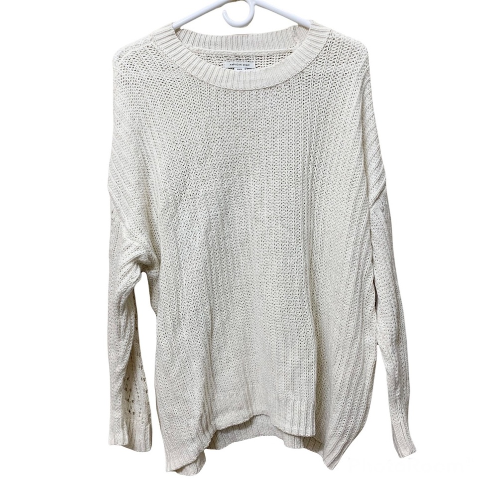 American Eagle Cream Basic Crew Neck Knitted Sweater Size Medium